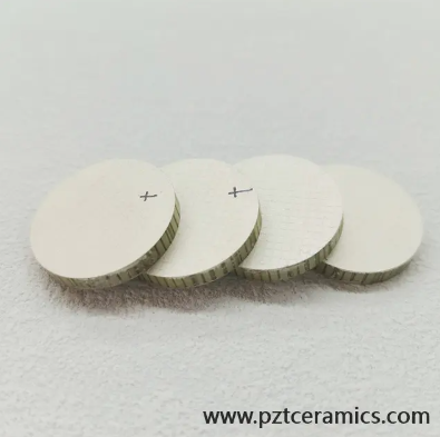 Mat&eacute;riau composite pi&eacute;zo&eacute;lectrique